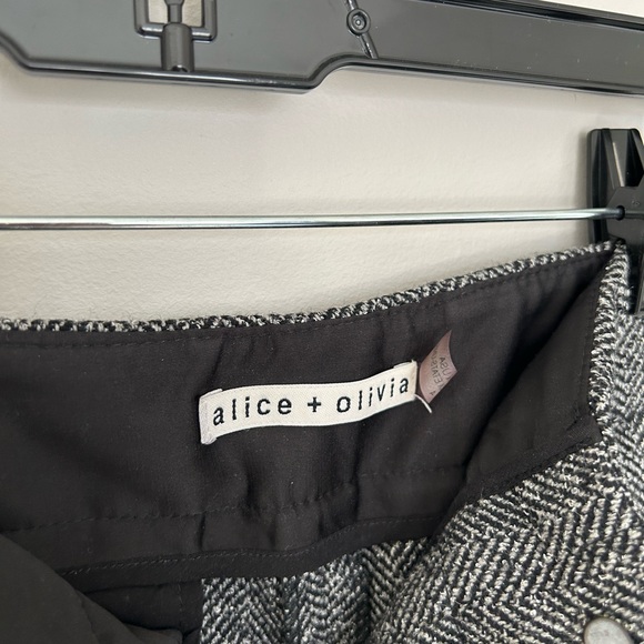 Alice and Olivia wool blend pants, size 4 - Picture 6 of 6